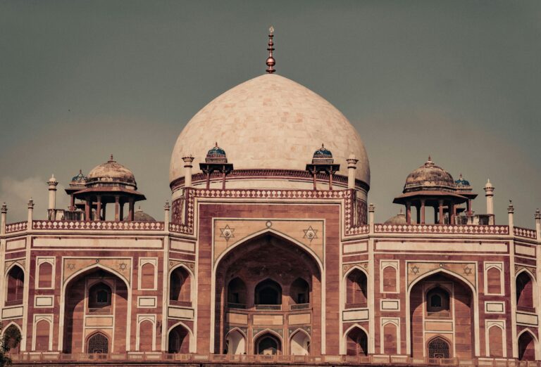A stunning view of the iconic Humayun's Tomb in Delhi, an architectural marvel in India.